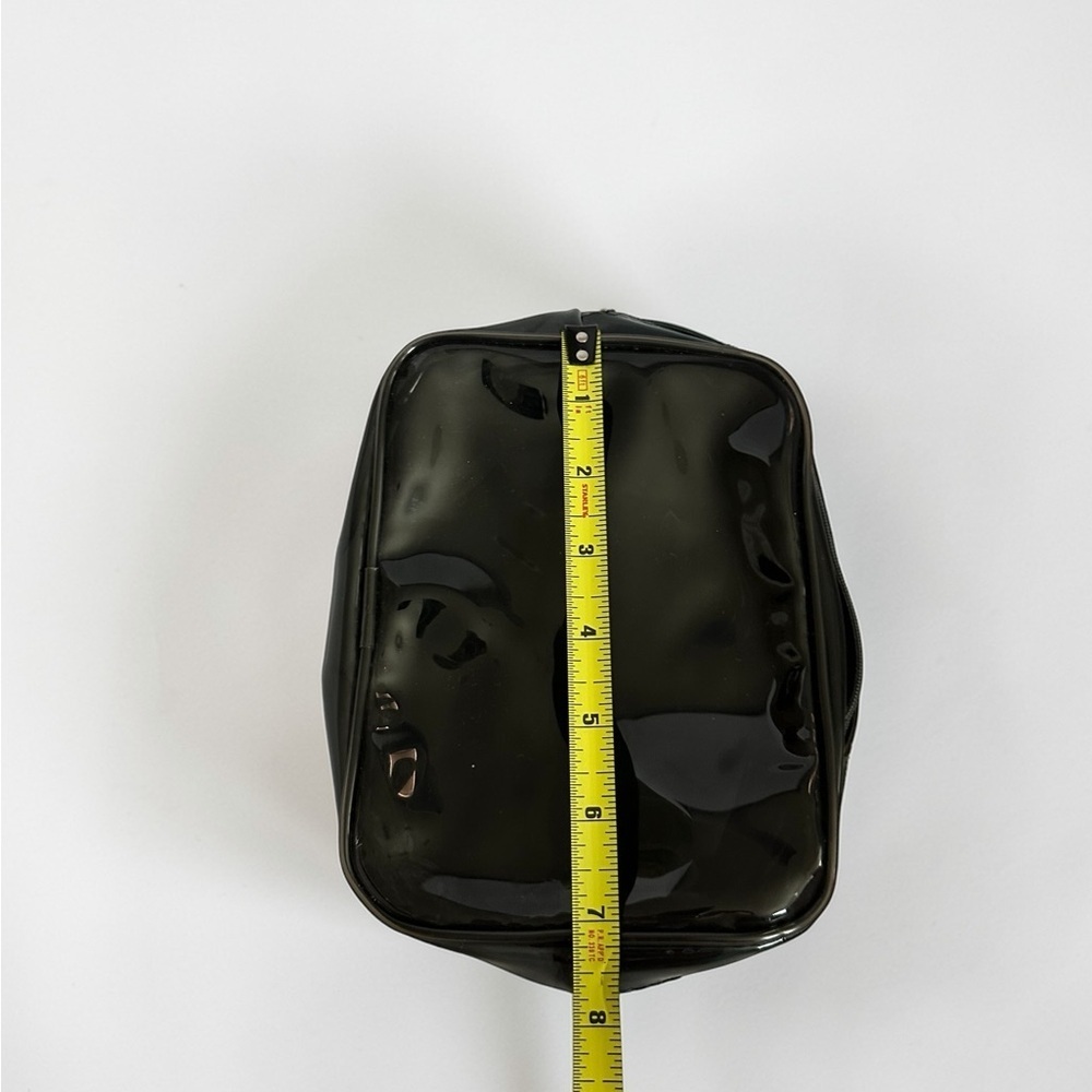 Small travel toiletries bag - Picture 5 of 5